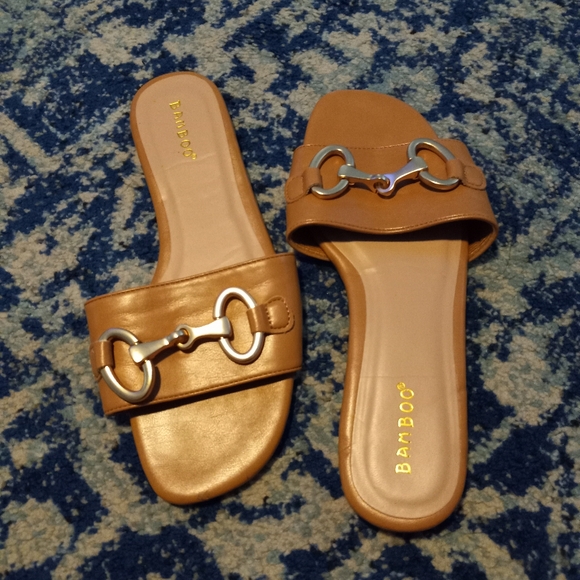 BAMBOO Slide Women's Flats Sandals Sz 8.0 - Picture 3 of 6